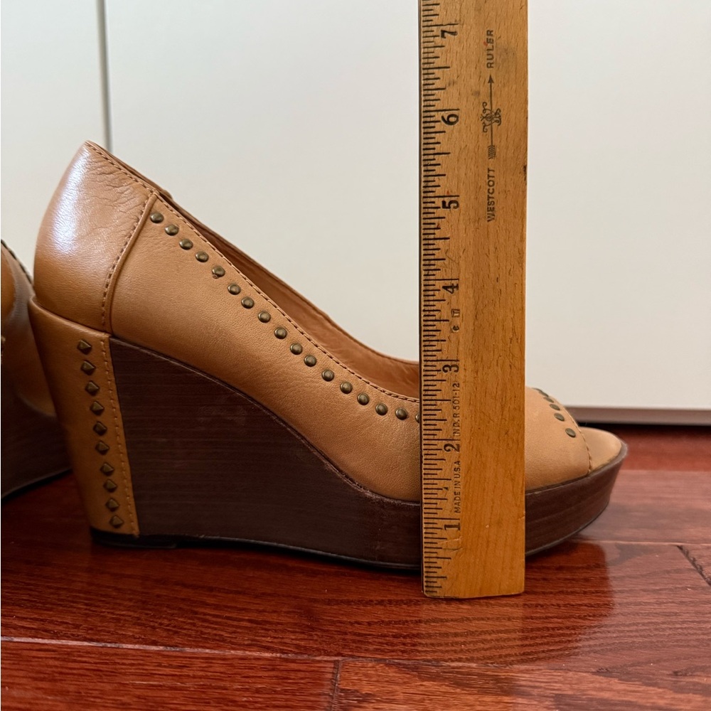 Trask Reina brown leather peep toe wedge - Picture 10 of 11